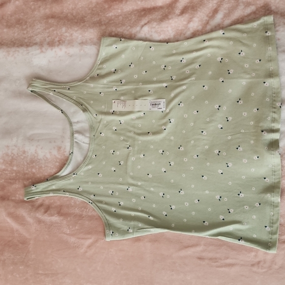 Junior Tank Tops Size Large - Picture 6 of 10